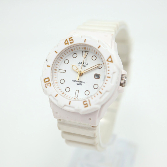 Casio Women's White Gold Tone Date Watch 32mm Dial Resin LRW200H w New Battery - Picture 1 of 15